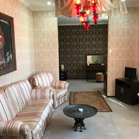 Villa Petrolea Hotel Baku Eksteriør billede